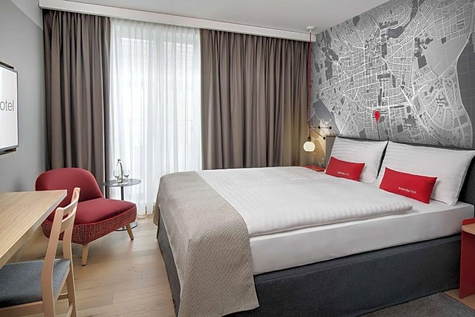 City Hotel Wiesbaden 8/26