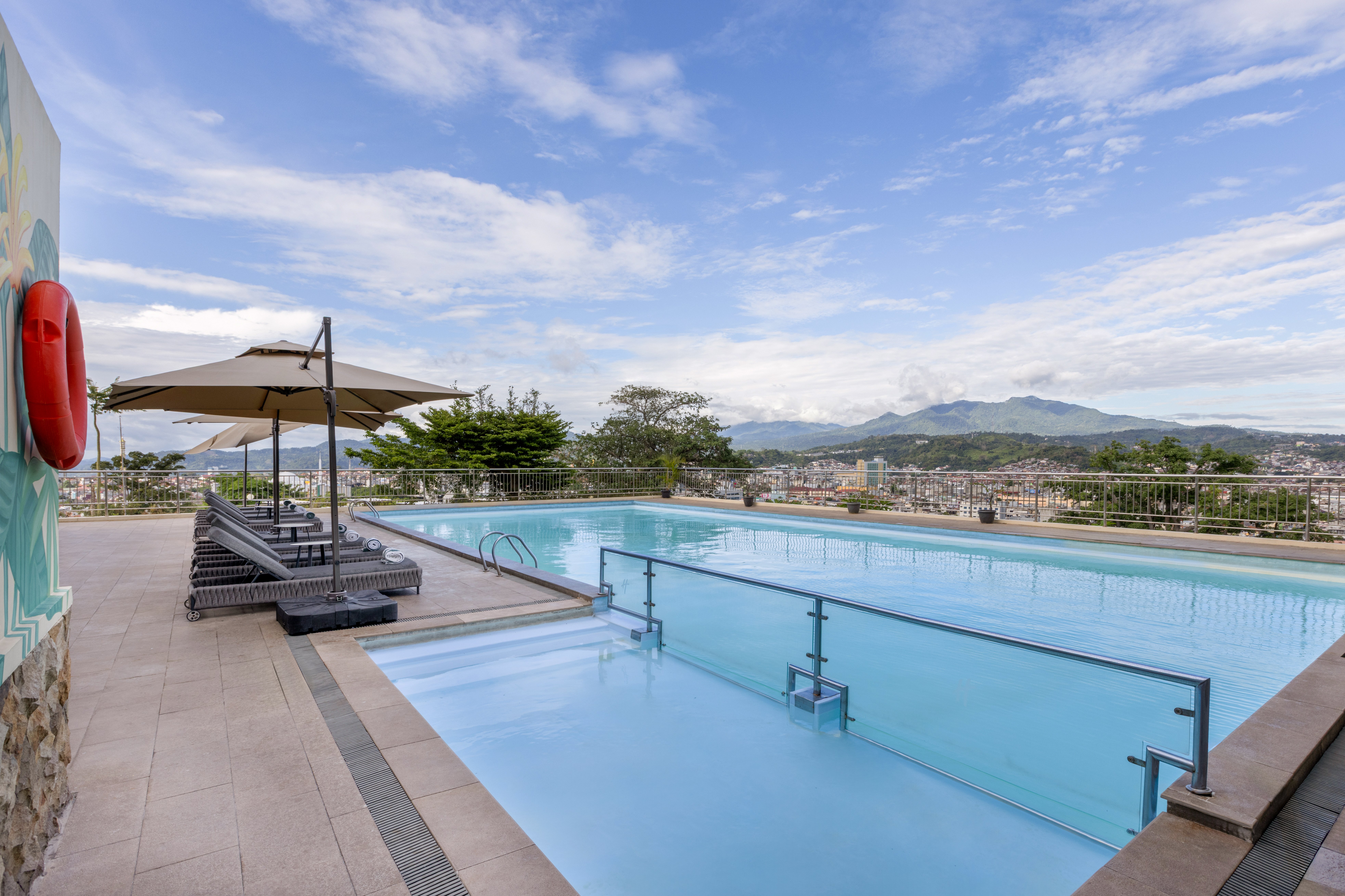 Holiday Inn Lampung Bukit Randu 25/50