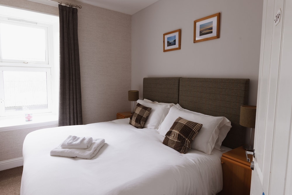 Scalloway Hotel 3/33