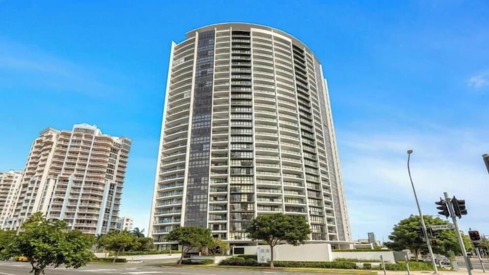Broadbeach Skyline 3 Bedroom Retreat 1/20
