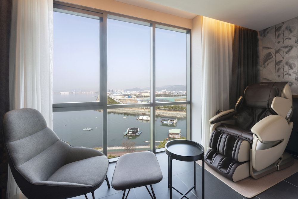 Brown-dot Hotel Sinho 29/38