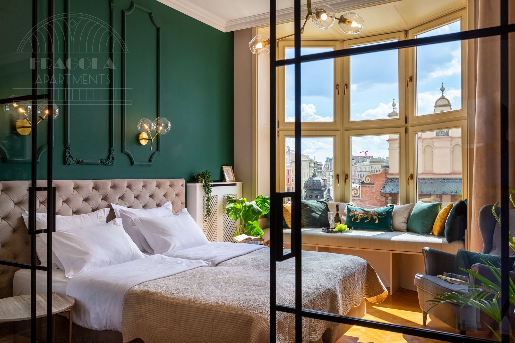 2 BEDROOMS, PREMIUM, APARTMENT, CITY VIEW
