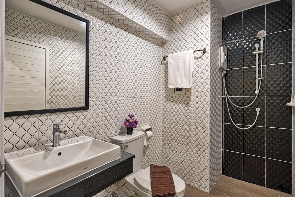 TJ Patong Hotel (SHA Plus+) 22/26
