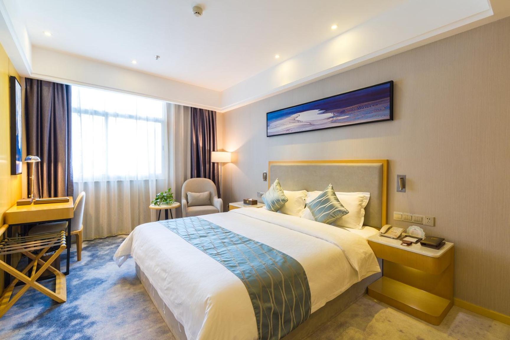 BUSINESS KING BED ROOM