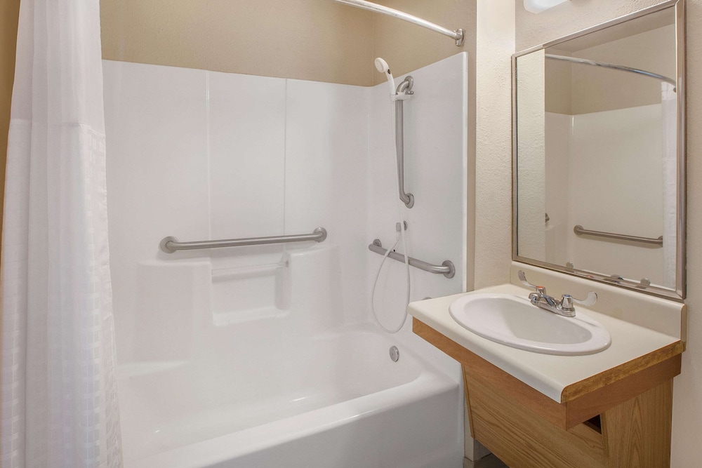 WoodSpring Suites Amarillo East I-40 30/34