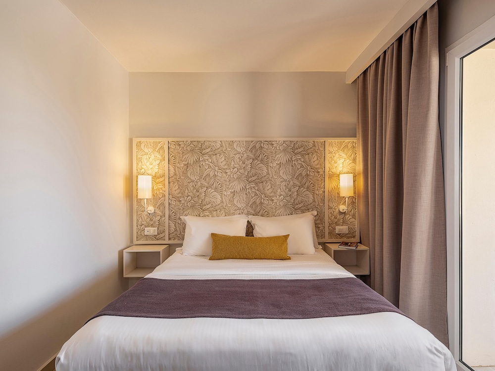 Atlantica Caldera Beach Hotel 18/65