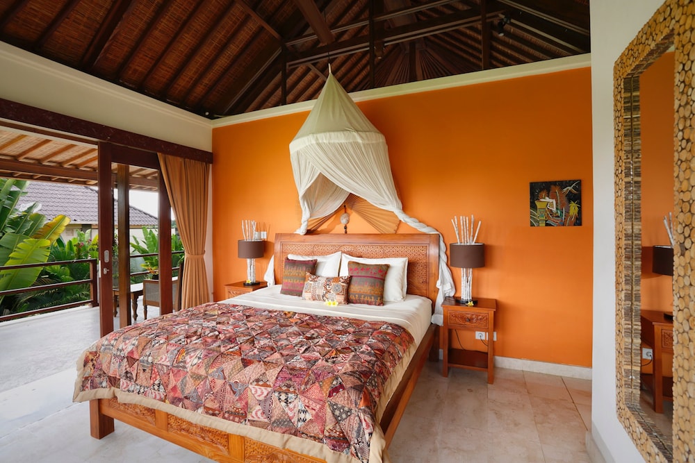 Satori Villas 7/50