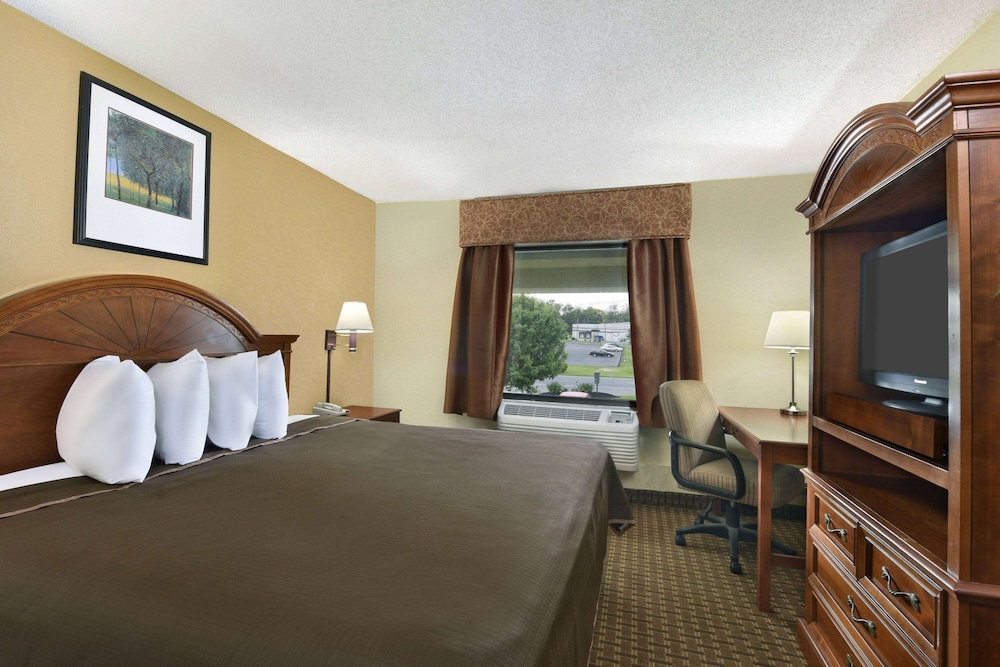 Howard Johnson By Wyndham Allentown Dorney Hotel Suites 13/36