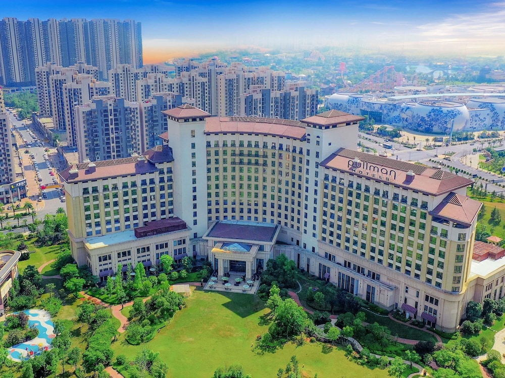 Pullman Nanchang Wanda 8/73