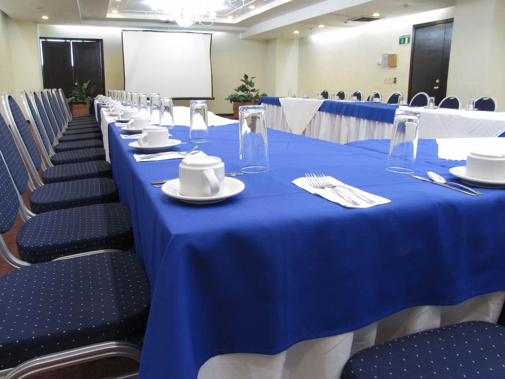 Aranzazu Plaza Kristal 60/65