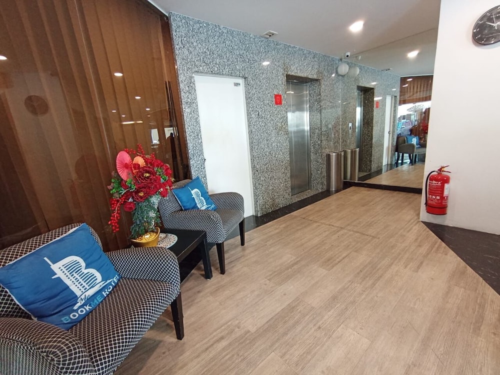 BookMe Hotel 15/19