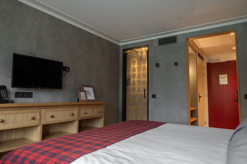 CLASSIC, DOUBLE BED