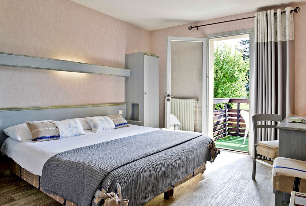 HOTEL LE VIEUX LOGIS 3/34