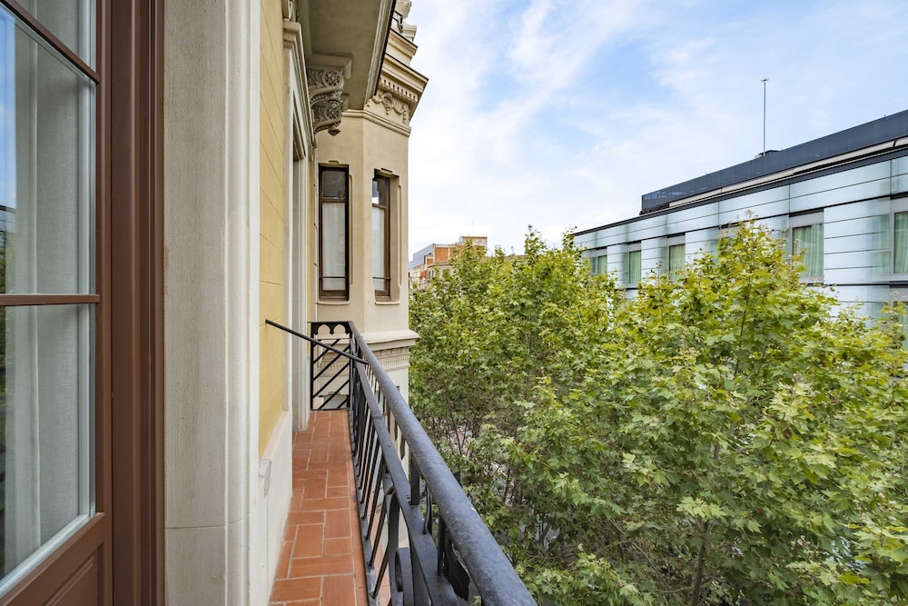 Aspasios Garden Apartments 35/46