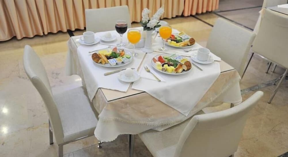 Grand Desi Hotel 39/50