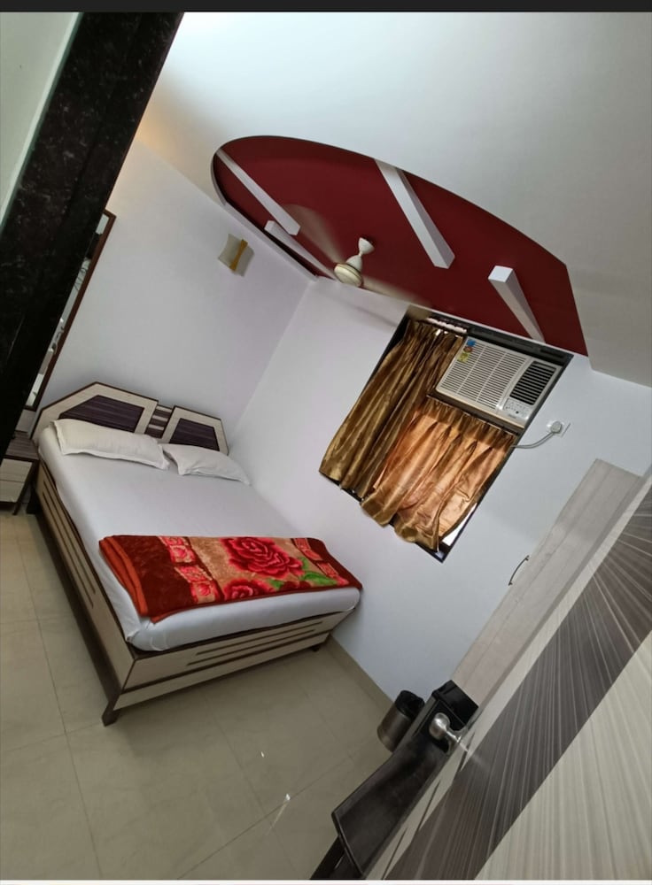 Hotel Broadway Colaba Mumbai 27/50