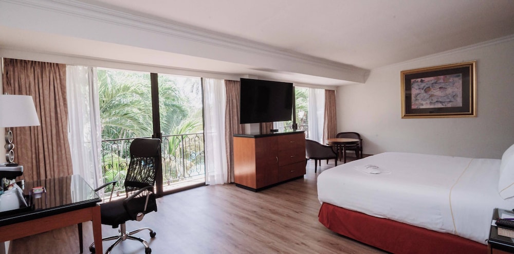 Presidential, King Bed