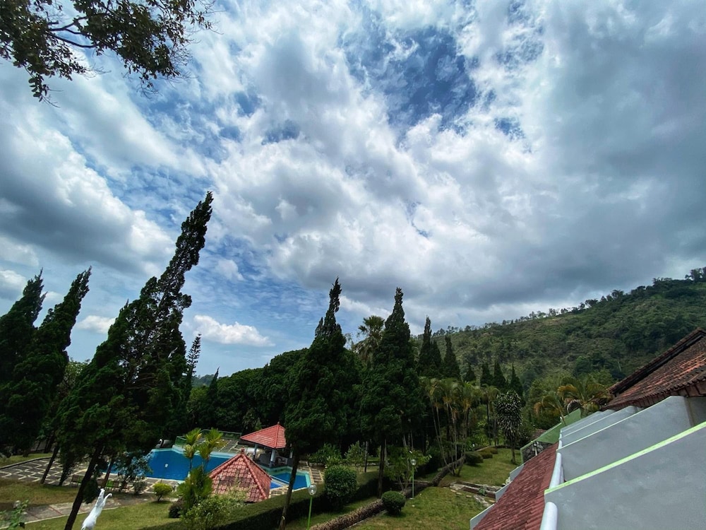 Grand Whiz Hotel Bromo 36/60