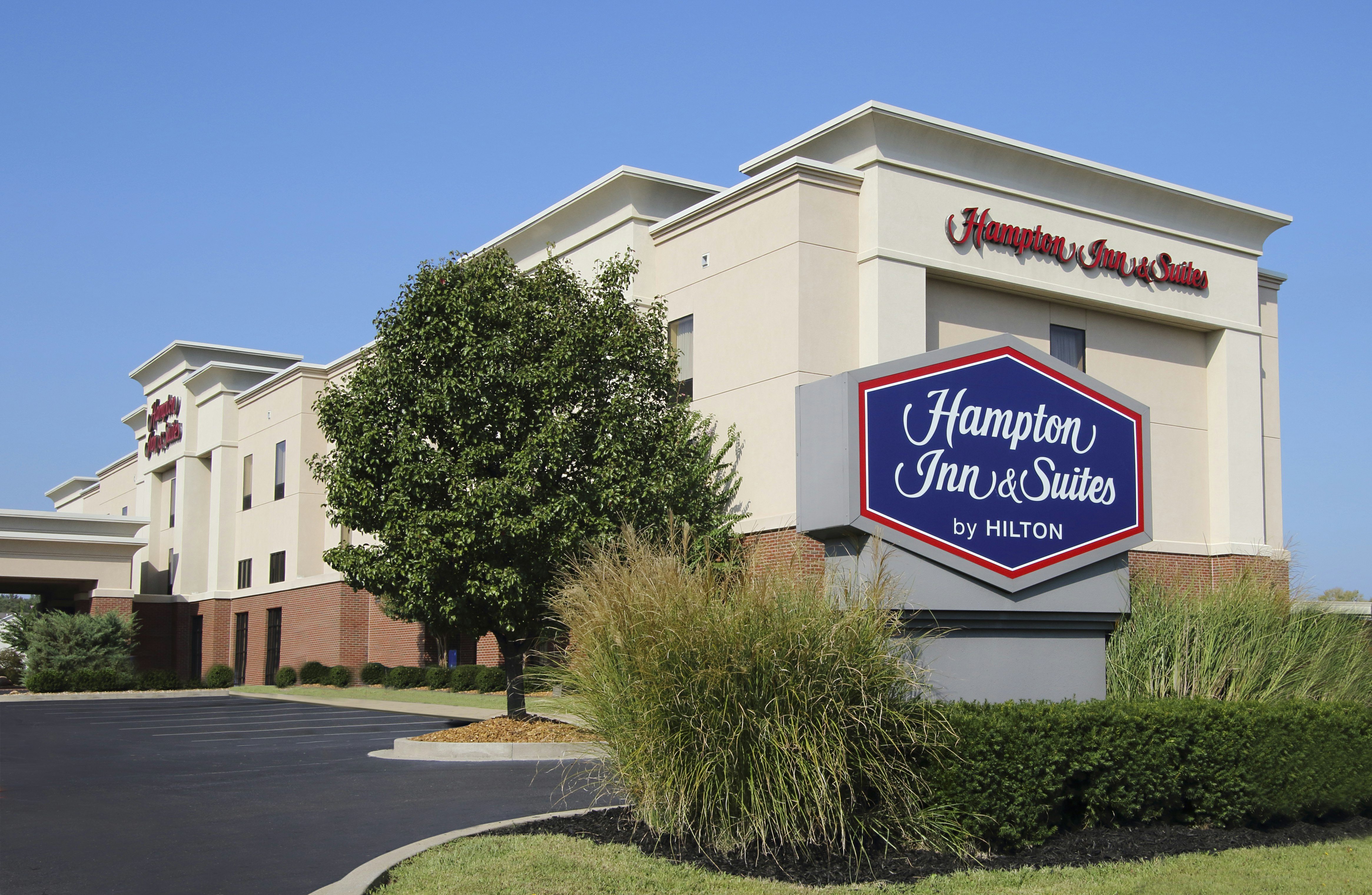 Hampton Inn Suites Murray 6/37