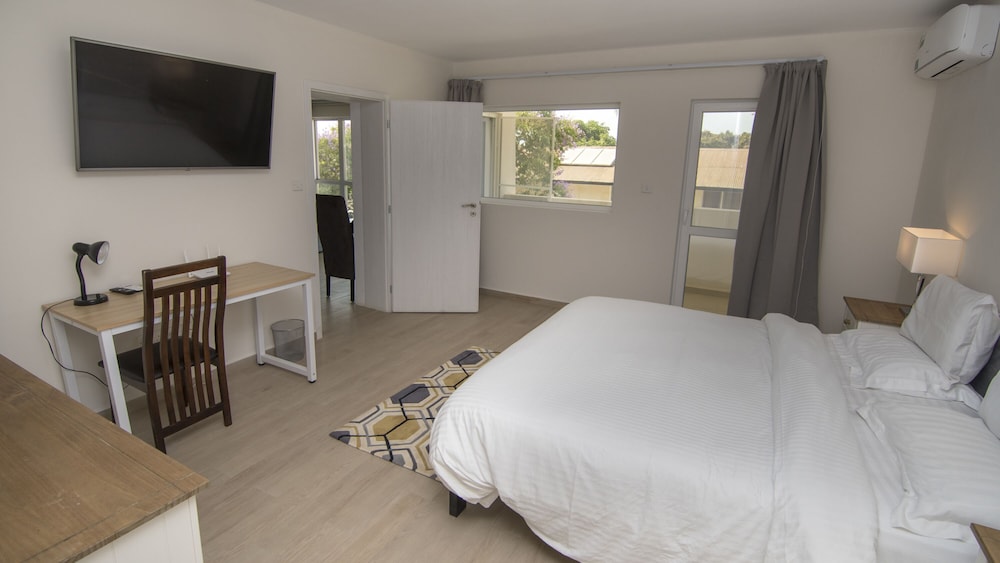 New Brookfields Hotel 10/43
