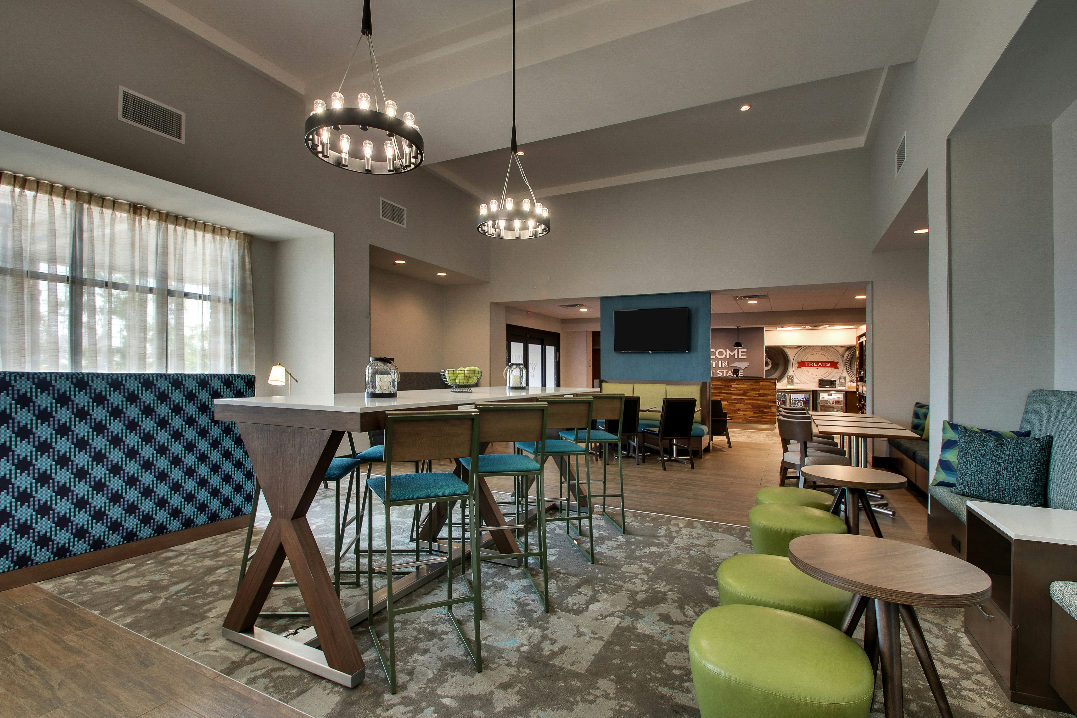 Hampton Inn And Suites Southport 35/56