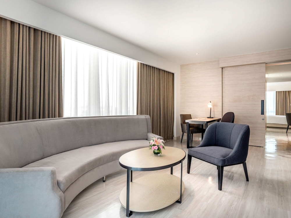 Novotel Phuket City Phokeethra 47/66