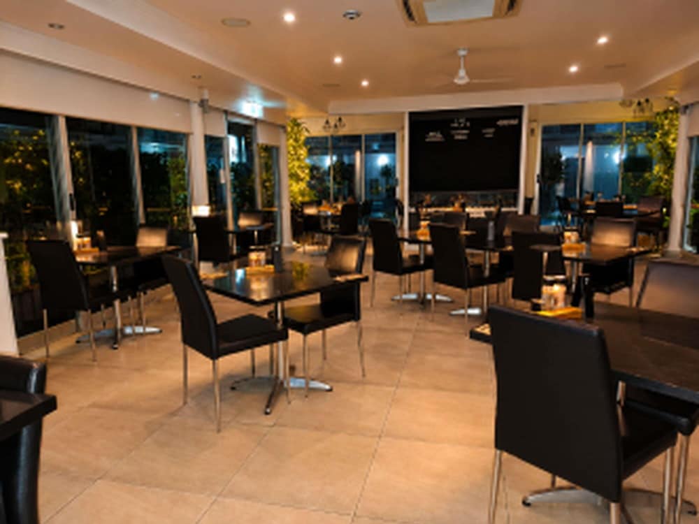IBIS STYLES BROKEN HILL 40/48
