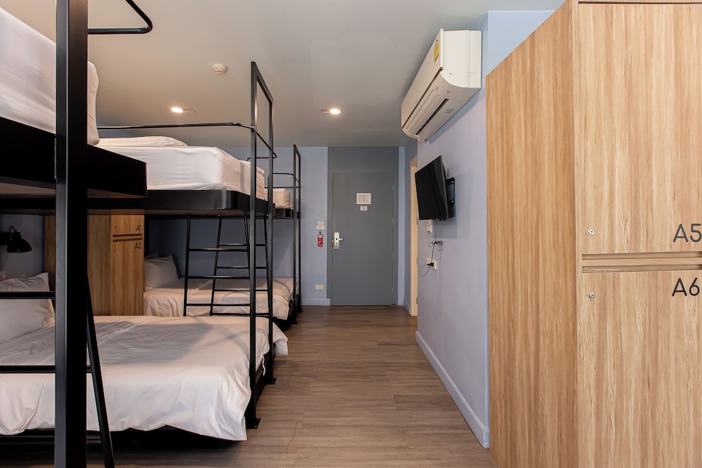 Simply Sleep Hostel 12/50