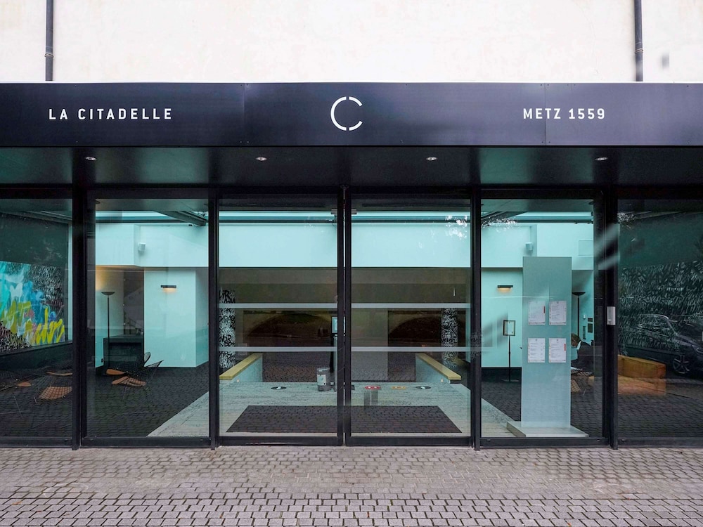 hotel
