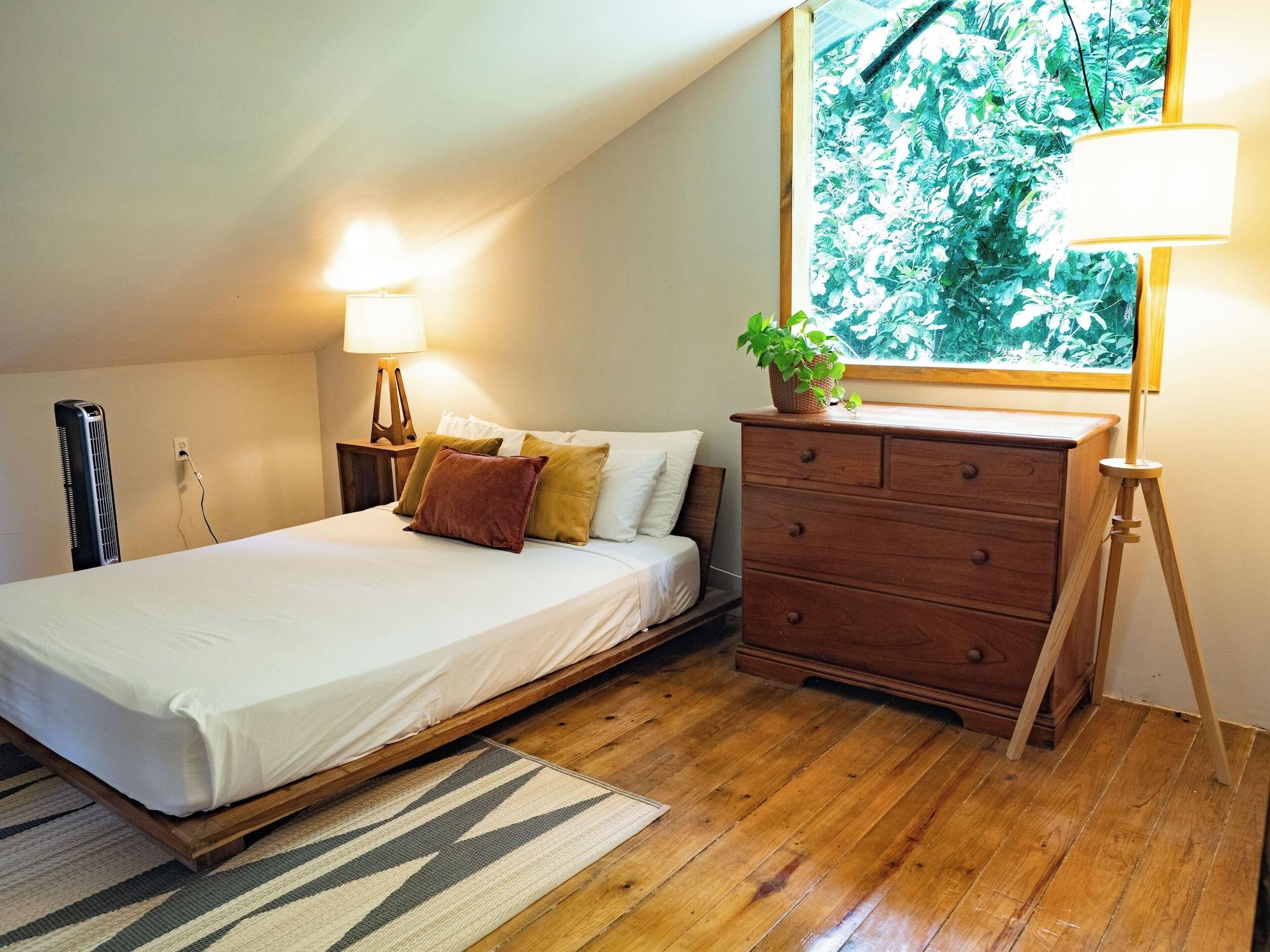 Three Bedroom Owners Apartment w/AC