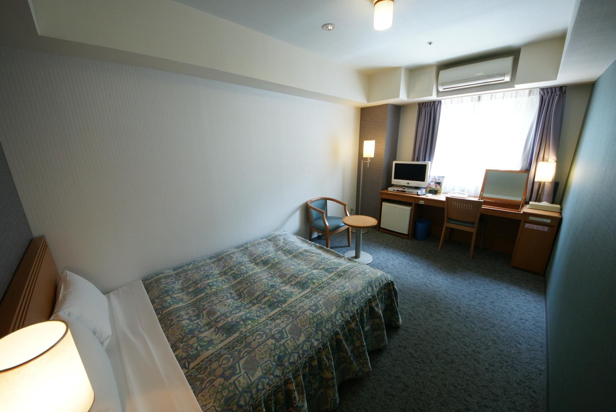 TYPE B, DOUBLE BED, SMOKING