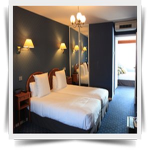 Henry Ii Hotel 6/59
