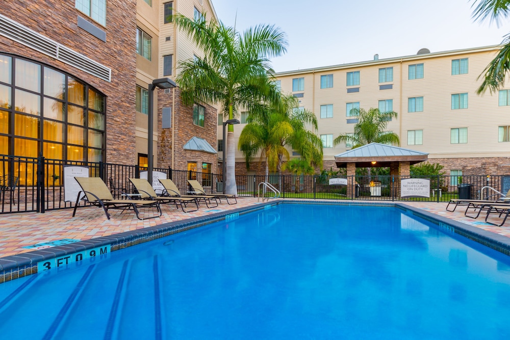 Staybridge Suites Mcallen 7/52