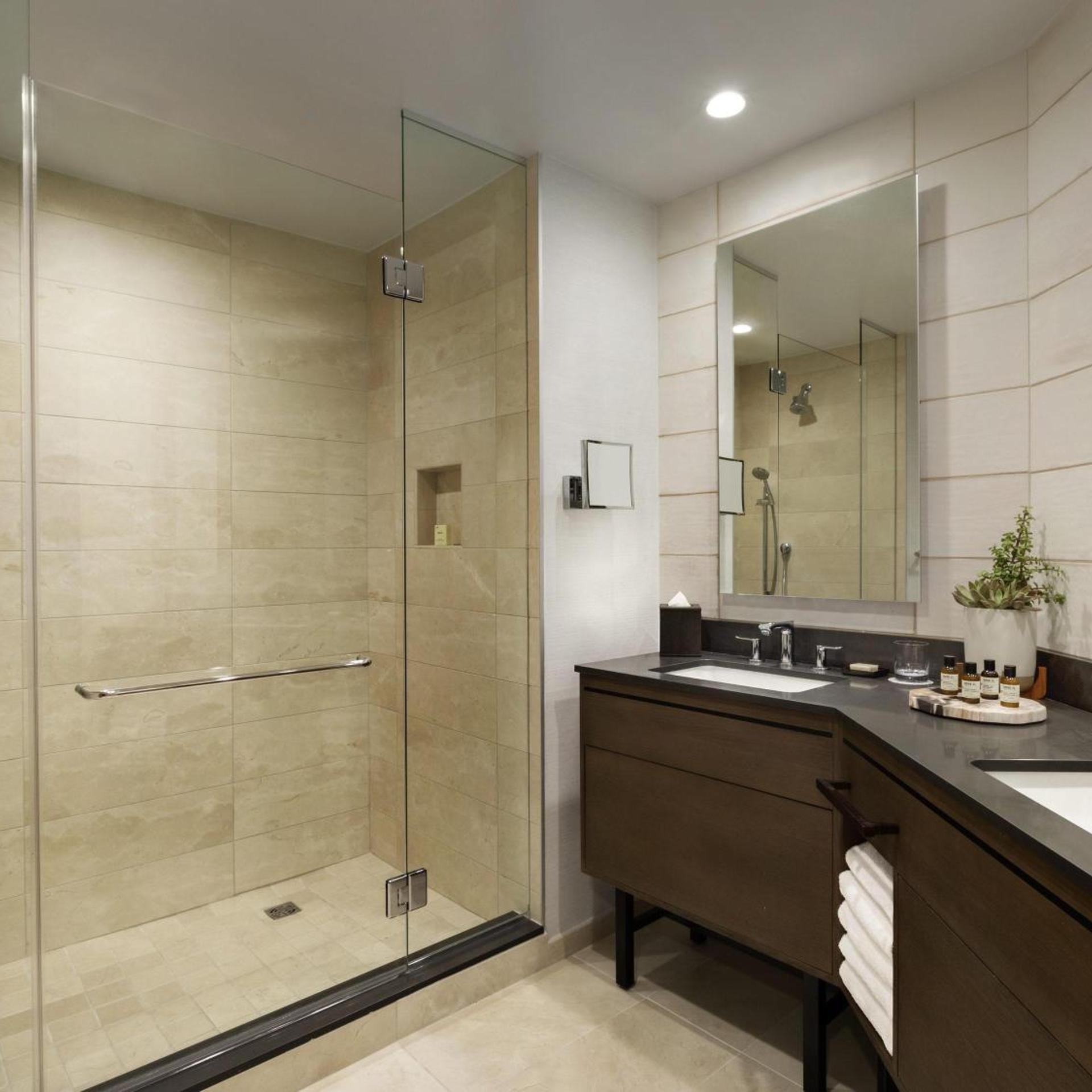 Princess, 1 Bedroom, Suite، Fairmont Scottsdale Princess 2/2
