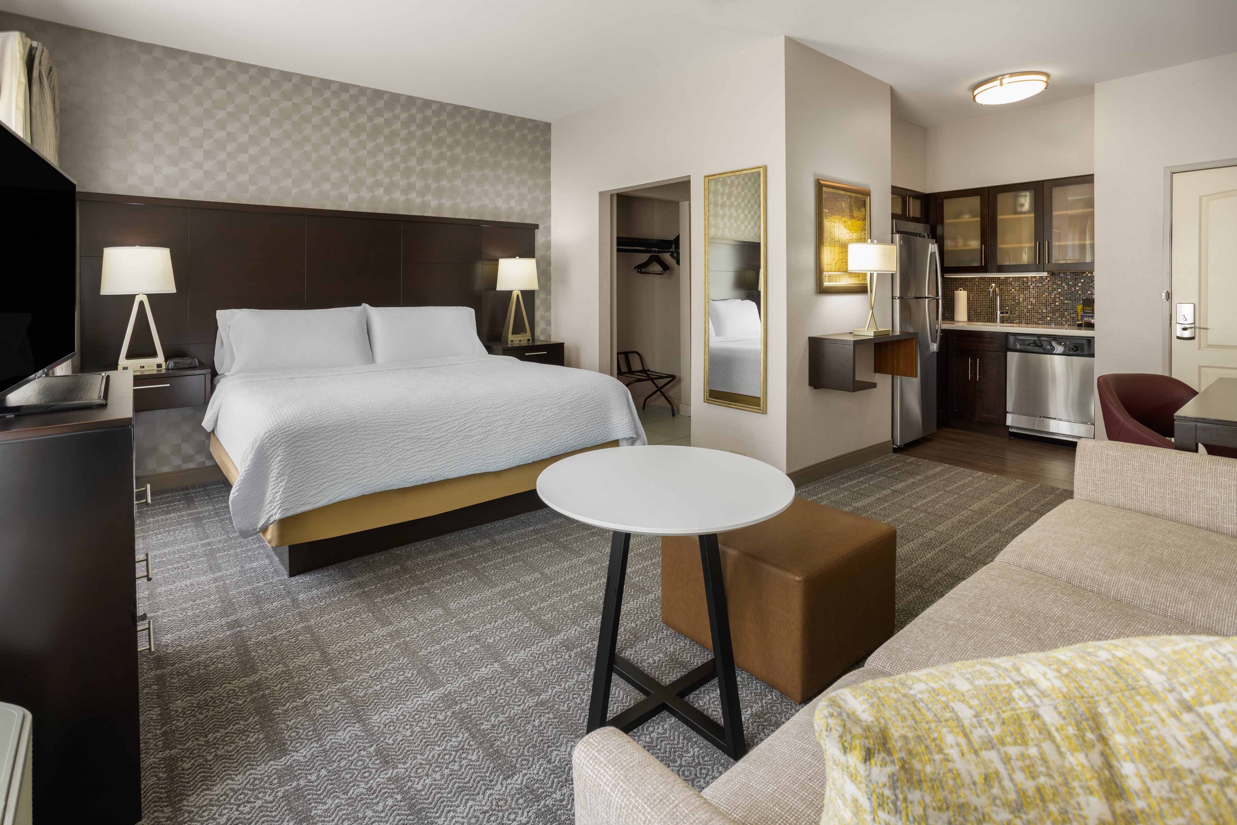 STAYBRIDGE SUITES MIAMISBURG 23/78