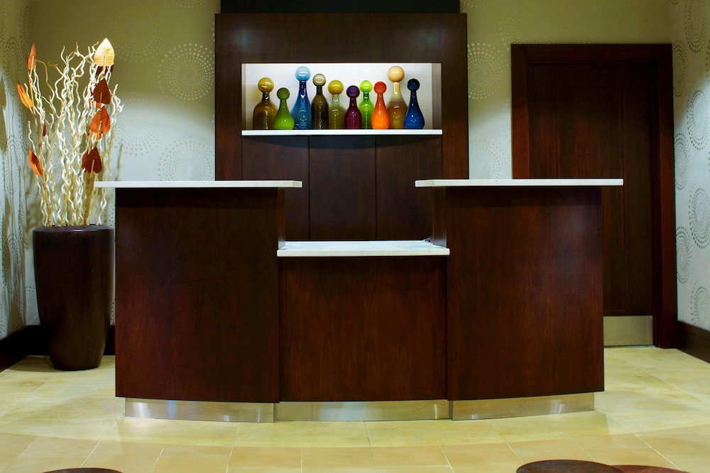 Lobby at Courtyard by Marriott Buffalo Amherst/University, BUFFALO - NY