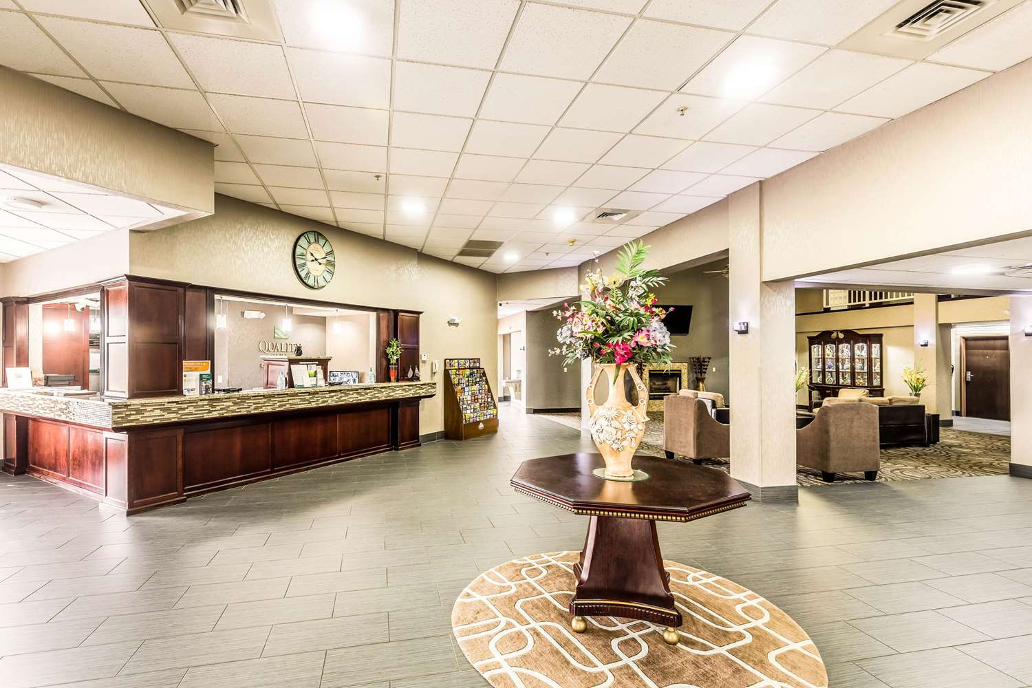 Quality Inn West Plains MO 5/42