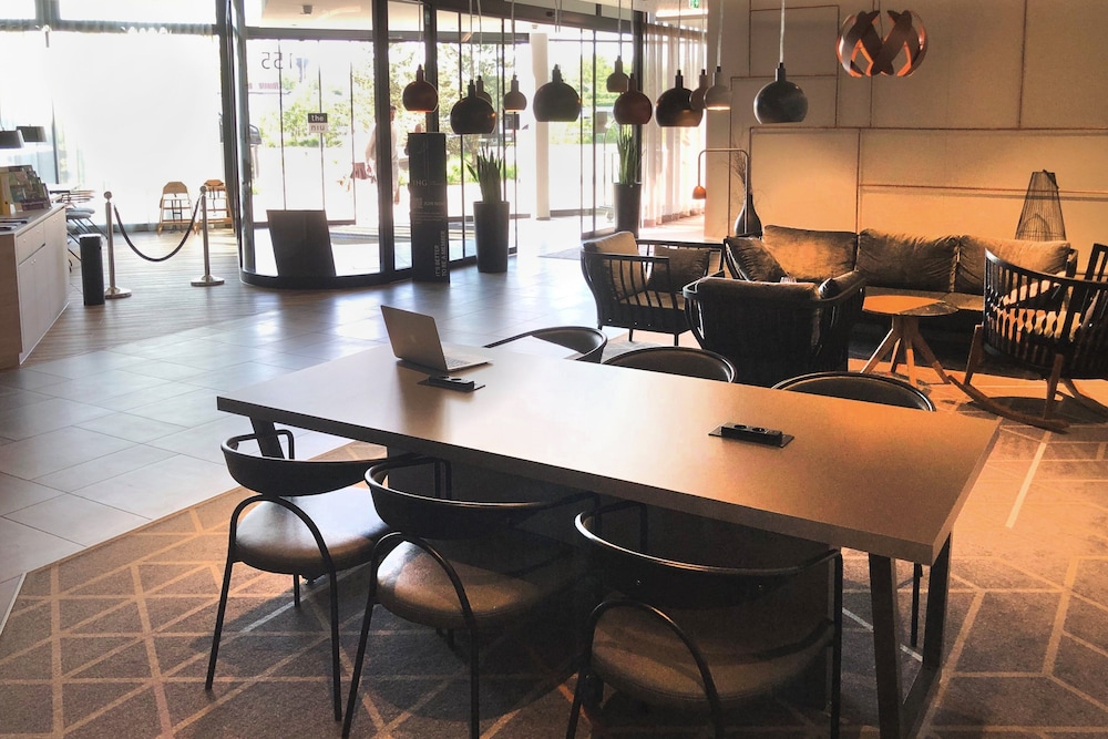 Holiday Inn - the niu, Hub Dusseldorf Messe by IHG 57/73