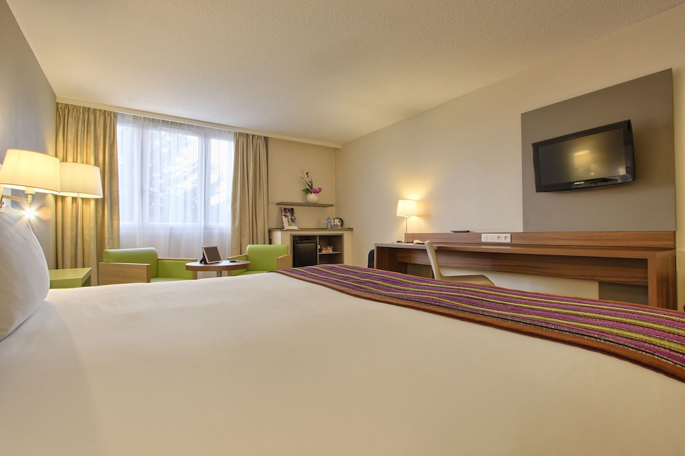 Mercure Paris Velizy 14/74
