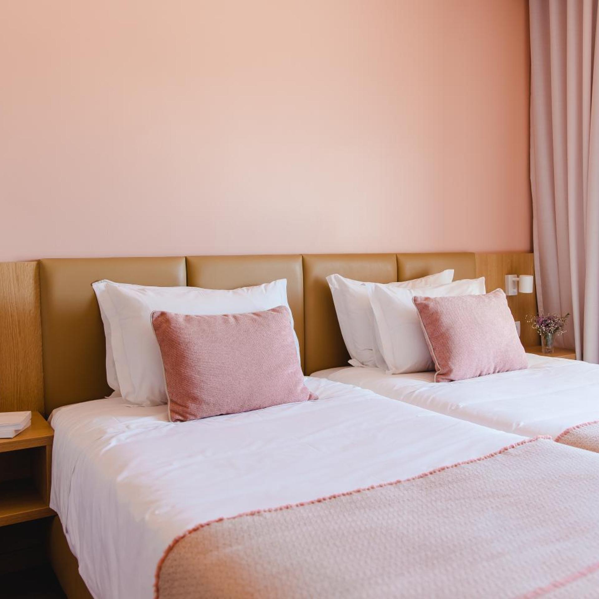 غرفة بسرير مزدوج أو سريرين منفصلين، Hotel Santo Antonio De Fatima 3/7