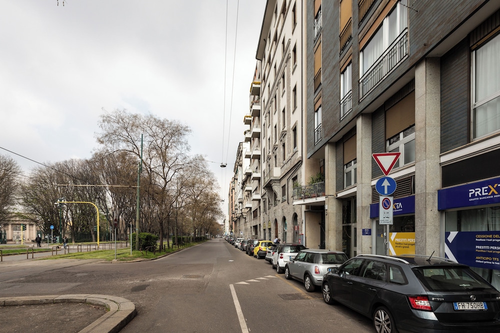 Brera Apartments In Garibaldi 36/50