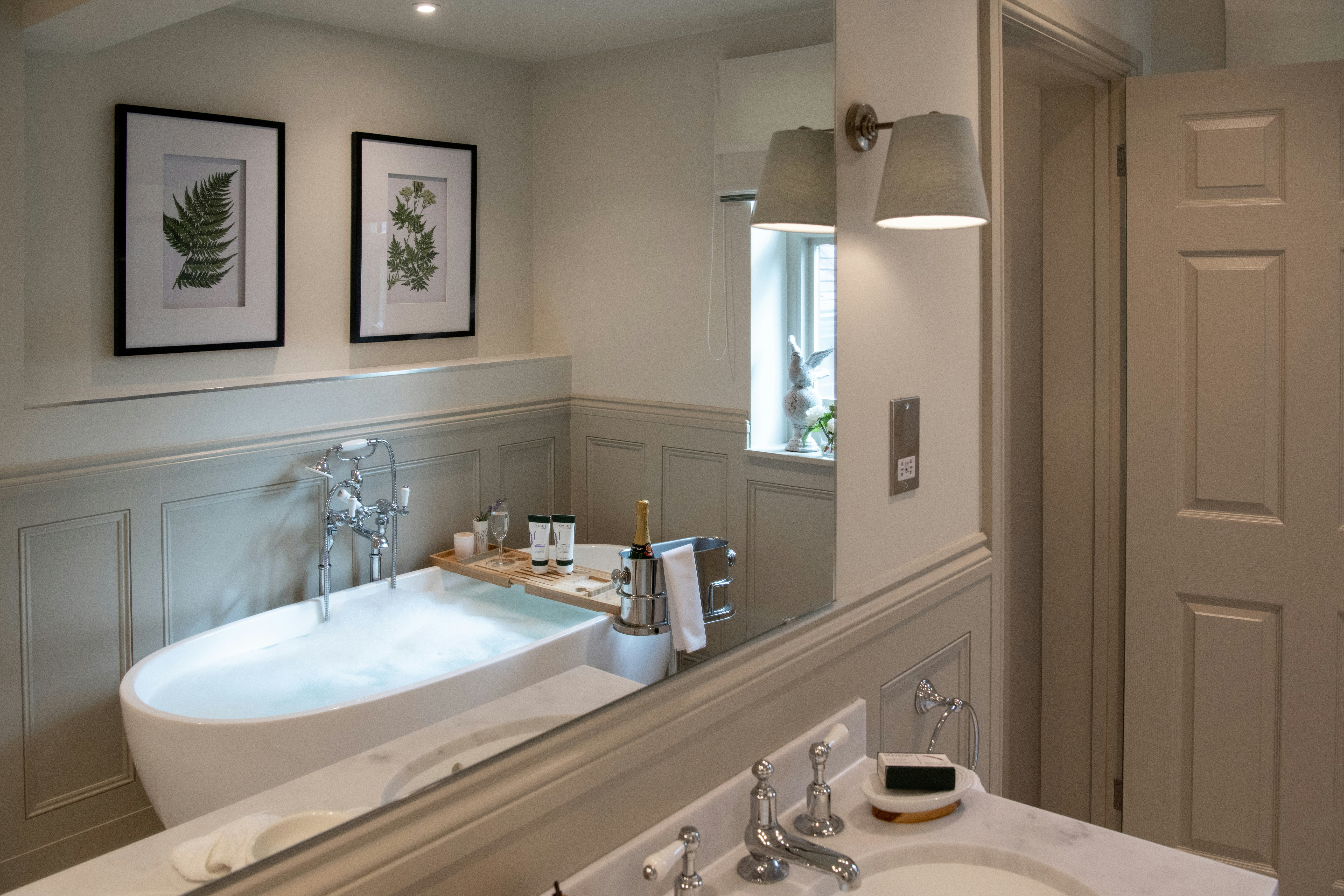 Careys Manor & Senspa 53/55