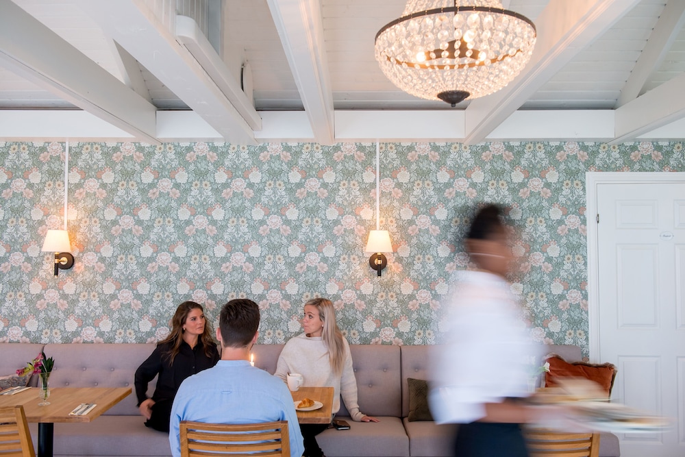 Slottshotellet 8/50