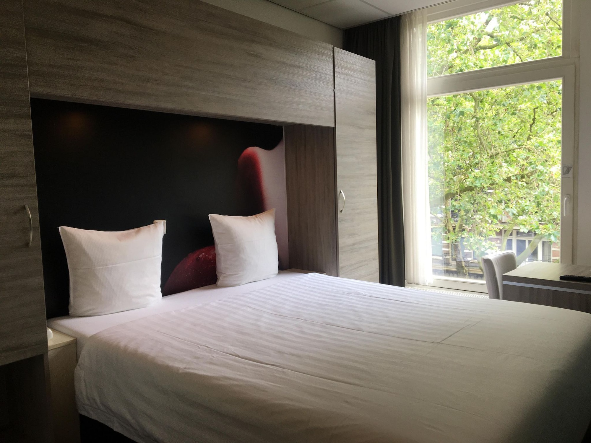 STANDARD, DOUBLE BED