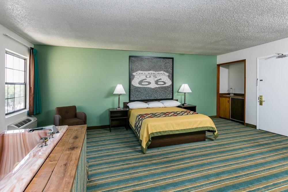 Super 8 by Wyndham Sapulpa Tulsa Area 17/30