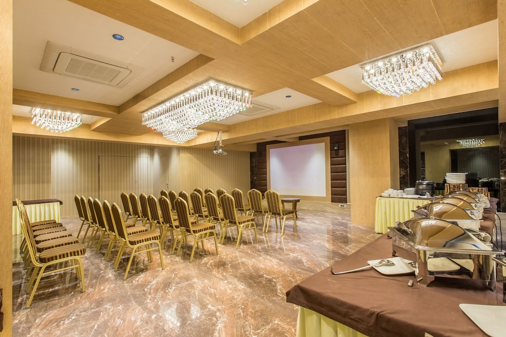 Hotel Abika Elite 37/40