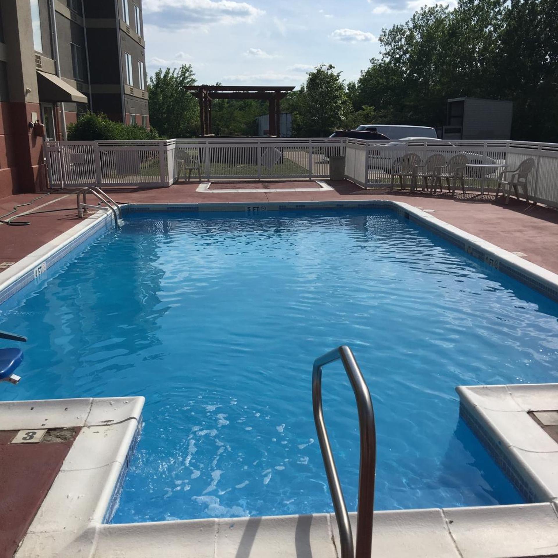 America's Best Inn Of Fairfield/Birmingham 13/21
