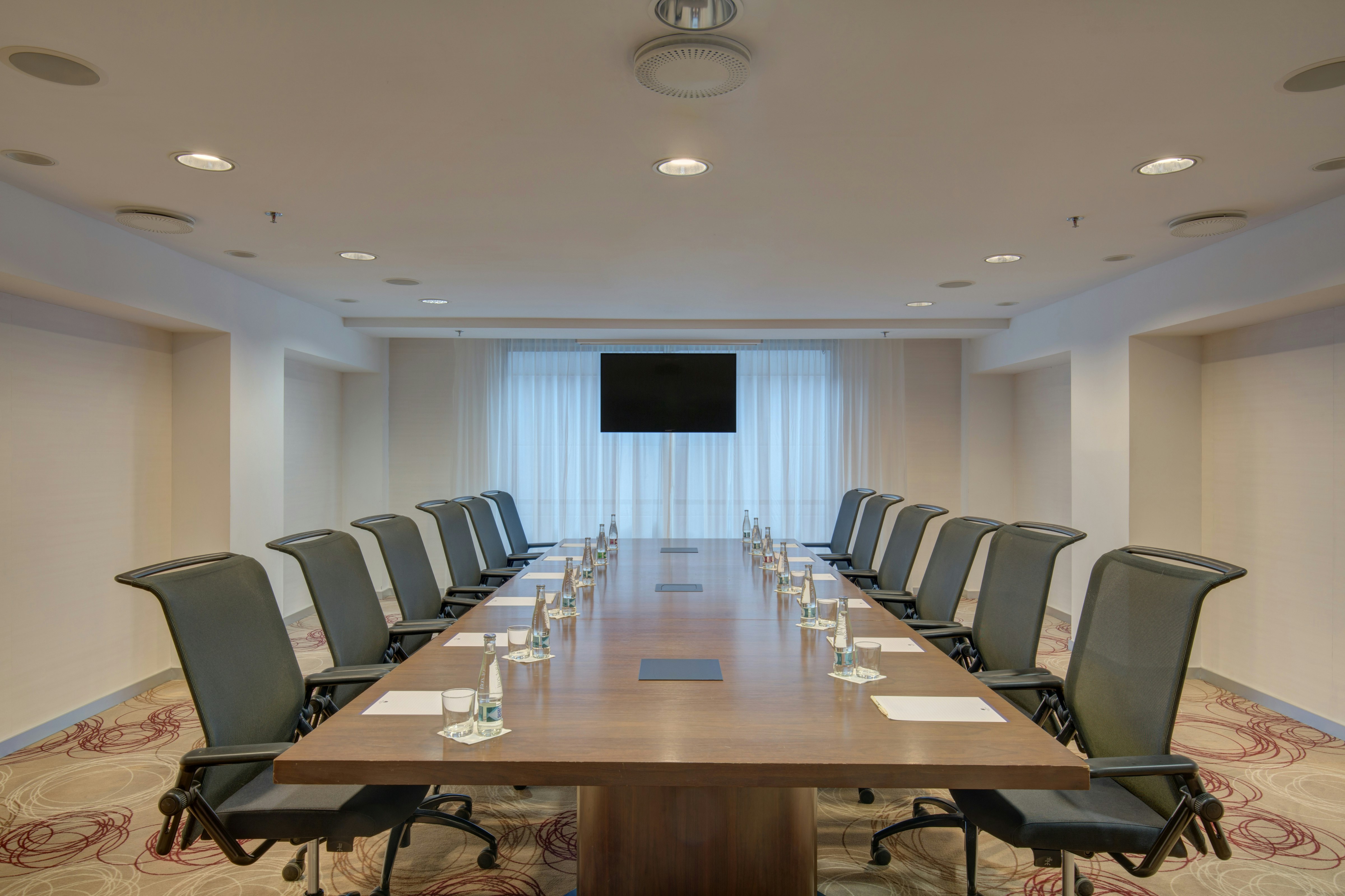 Doubletree By Hilton Kosice 64/76