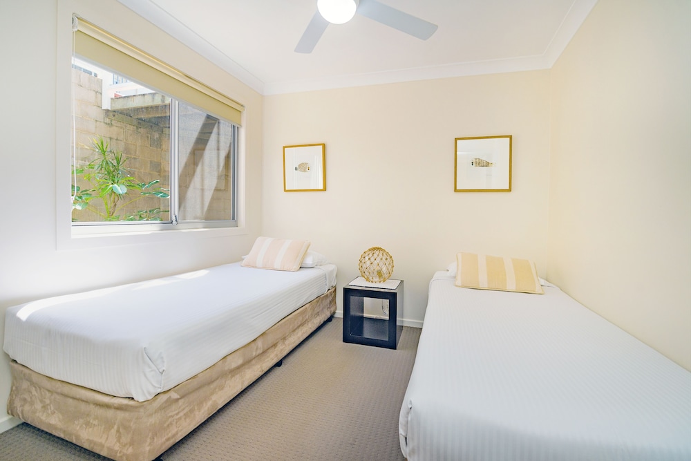 THE OBSERVATORY HOLIDAY APARTMENTS 14/40