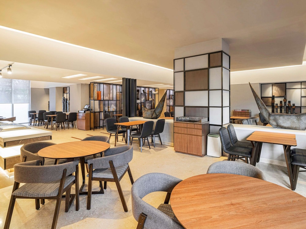 Ibis Mumbai Airport - An Accorhotels Brand 59/69